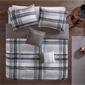 Intelligent Design 4pc Twin Plaid Bedding Set